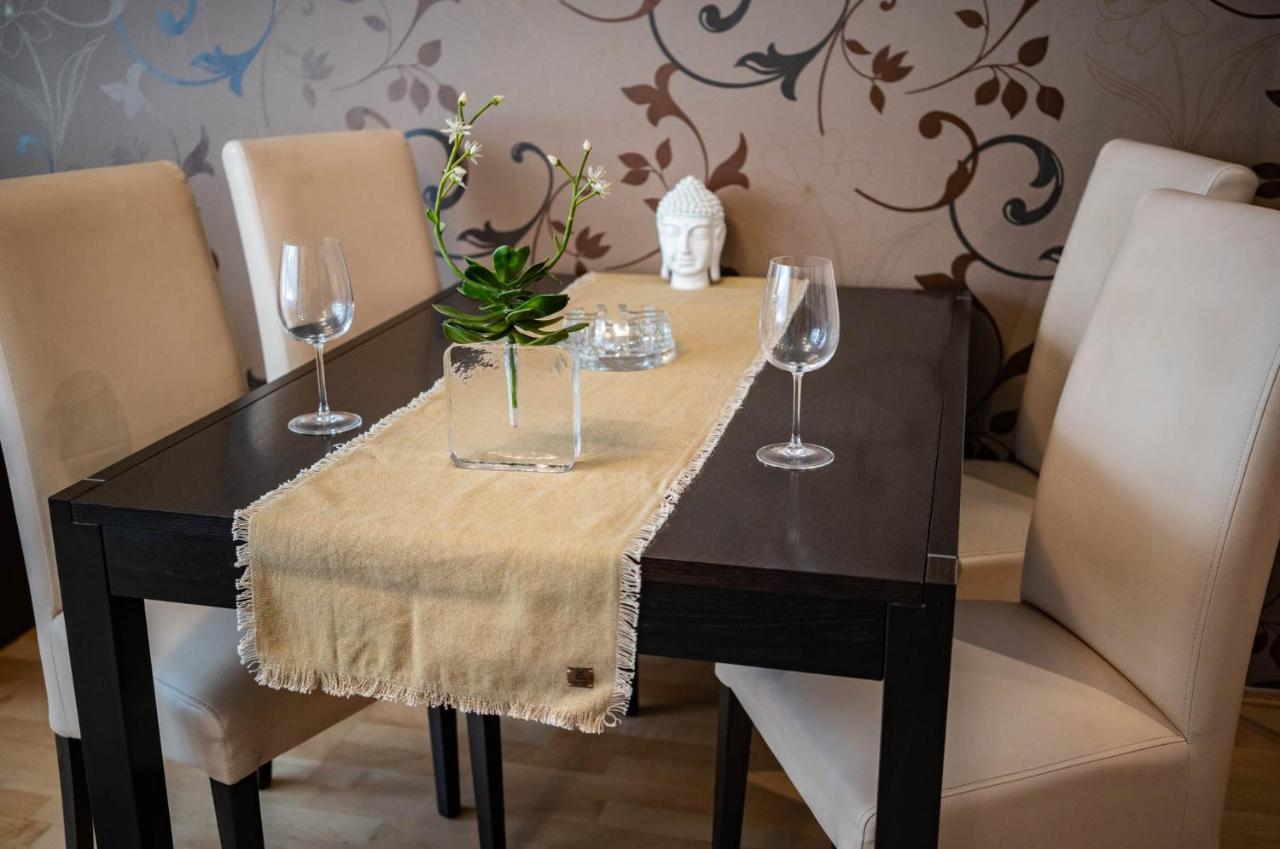 Free Parking! Soho Budapest 101, 4 Ppl, Ac, Superfast Wifi, Tv Bagian luar foto