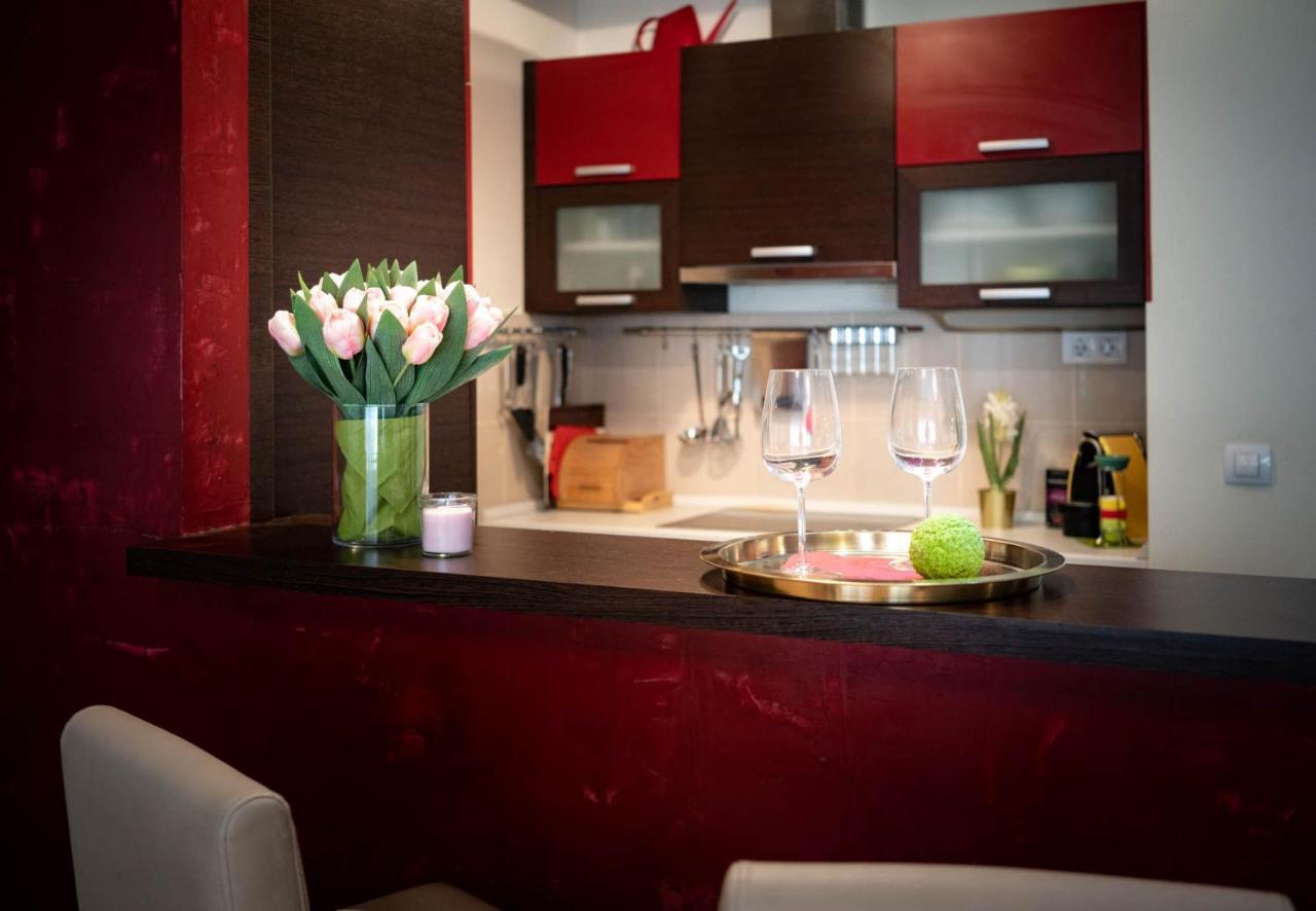 Free Parking! Soho Budapest 101, 4 Ppl, Ac, Superfast Wifi, Tv Bagian luar foto