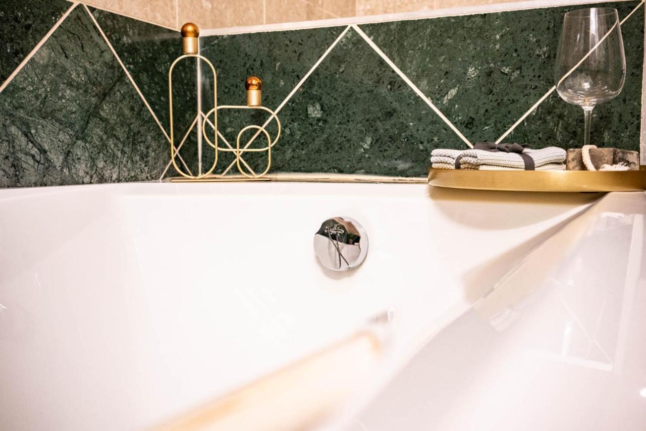 Free Parking! Soho Budapest 101, 4 Ppl, Ac, Superfast Wifi, Tv Bagian luar foto