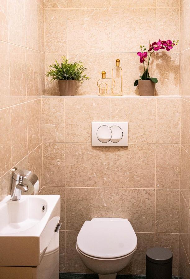 Free Parking! Soho Budapest 101, 4 Ppl, Ac, Superfast Wifi, Tv Bagian luar foto
